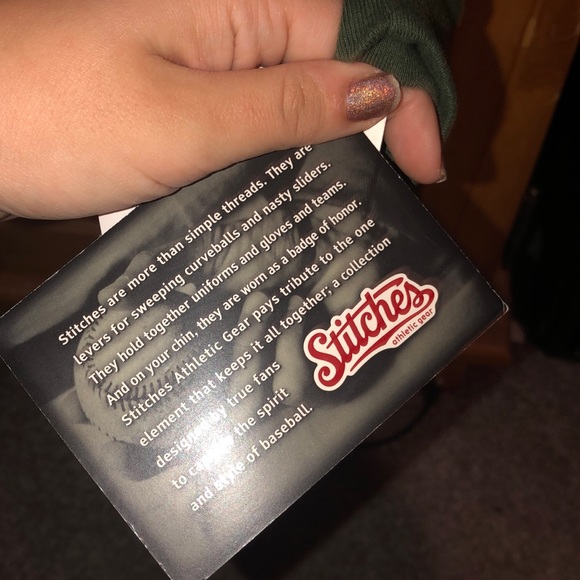 Men’s Yankees Shirt - Picture 5 of 6